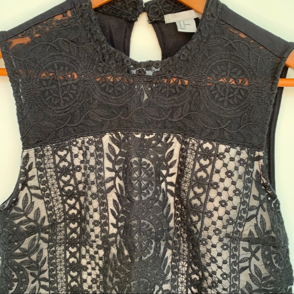 H&M Black Lace Sleeveless Top - Picture 3 of 8